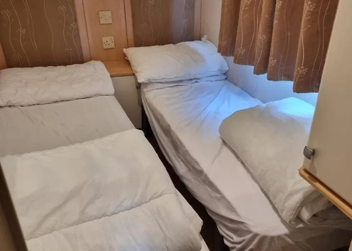 Campsite: Summerlands, Ingoldmells 8 Berth Caravan